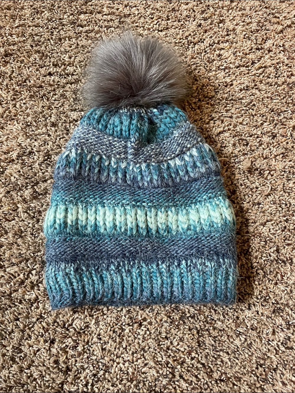 Charlie Paige Teal and Gray Ombre Knit Pom Beanie
